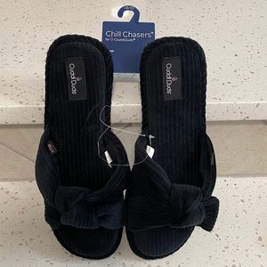 NWT Cuddl Duds Soft Plush Slippers XL